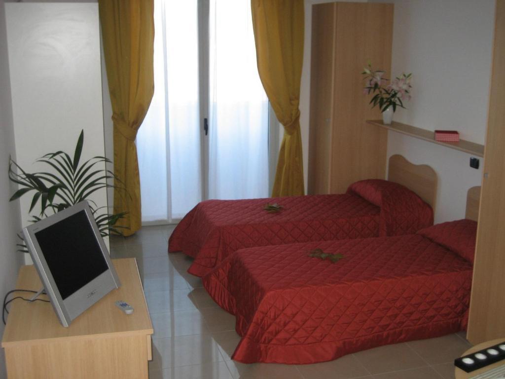 Residence Sport & Benessere Brebbia Phòng bức ảnh